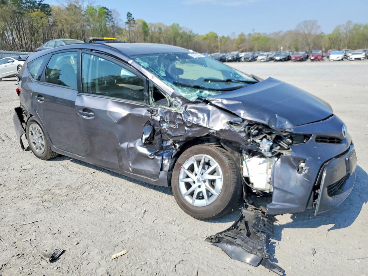 2015 Toyota Prius v fo VIN JTDZN3EU9FJ038139 photo 4