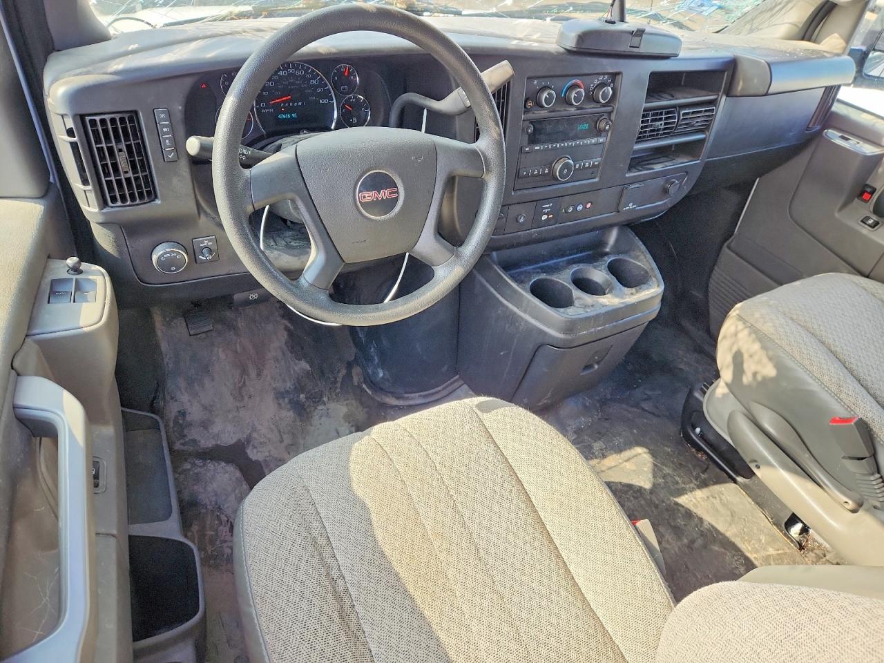2023 GMC Savana VIN 1GTW7AFP1P1179511 photo 8