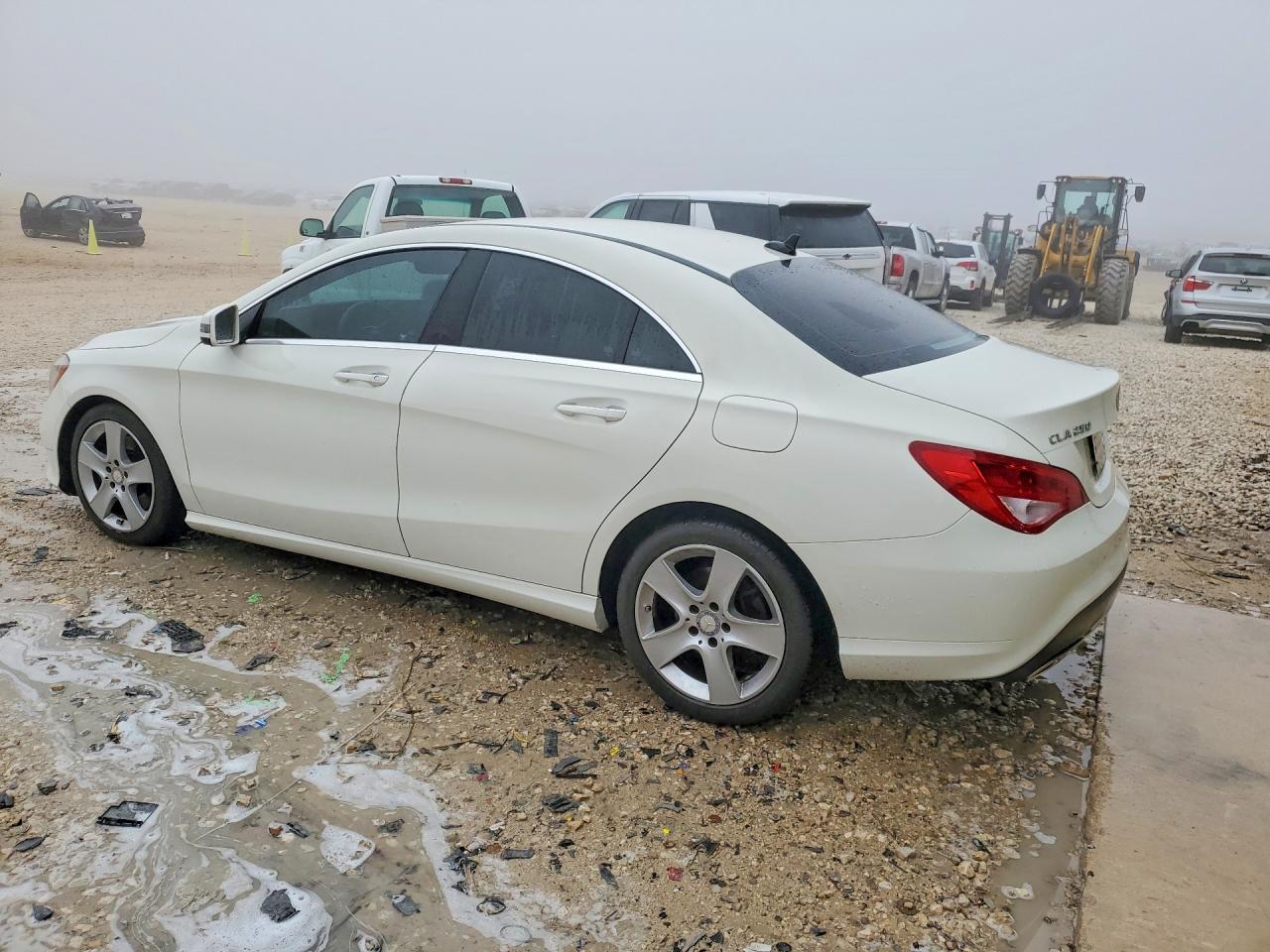2017 Mercedes-Benz Cla-class VIN WDDSJ4EB9HN467185 photo 2