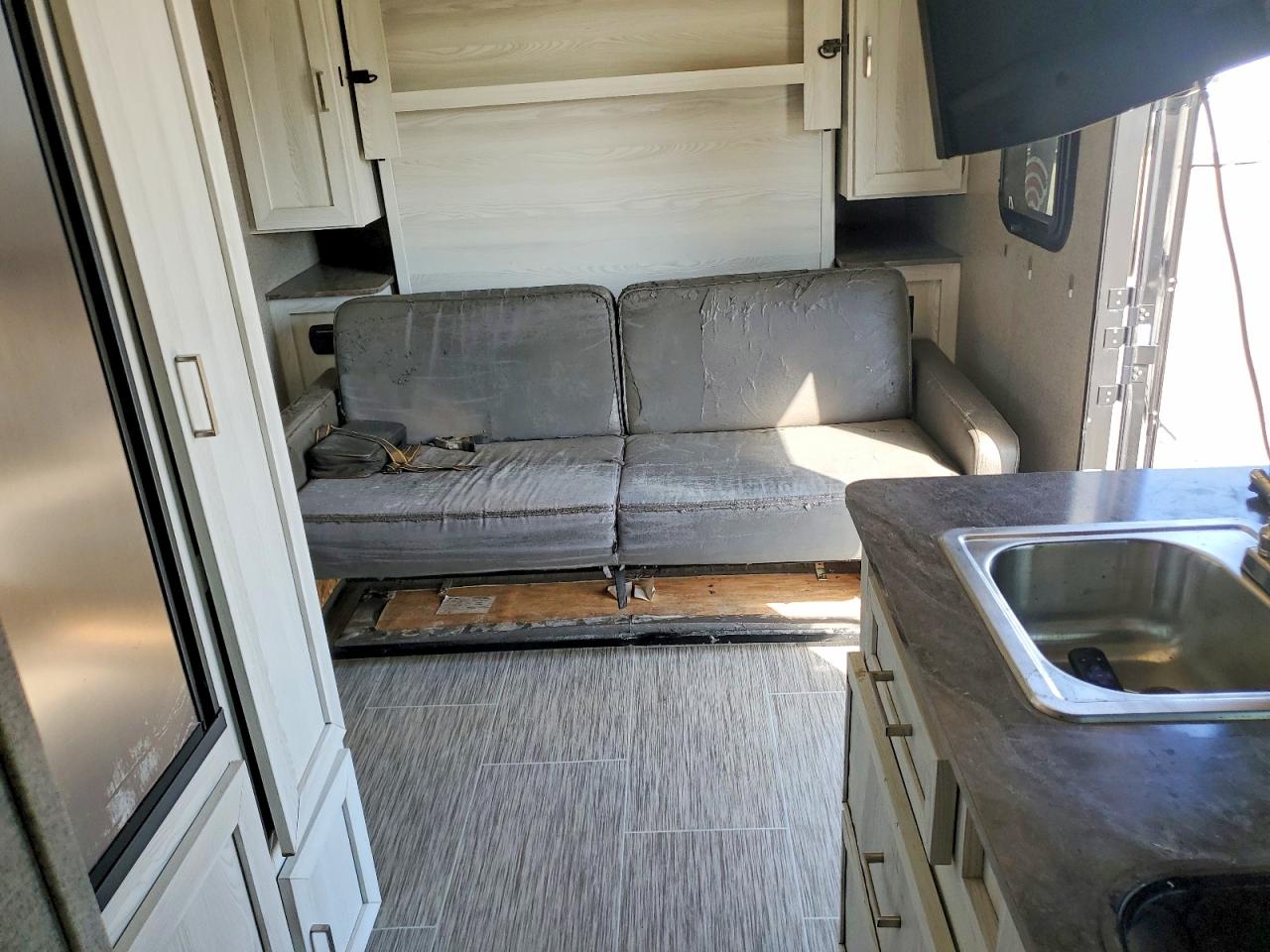 2018 FOREST All models VIN 5ZT2FSFC2J3003114 photo 5
