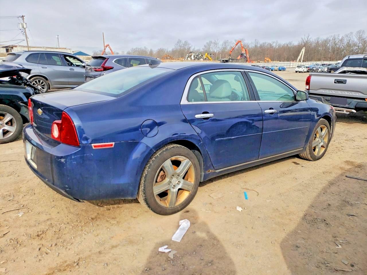2012 Chevrolet Malibu VIN 1G1ZC5E06CF251846 photo 3