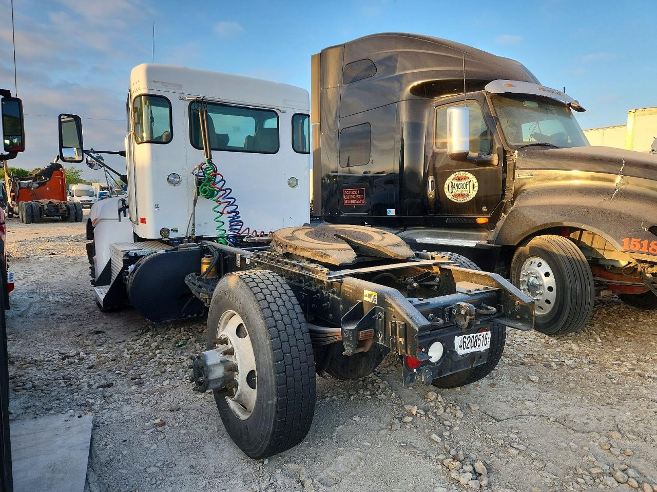 2015 KENWORTH All other VIN 2XKHAJ7X0FM462566 photo 3