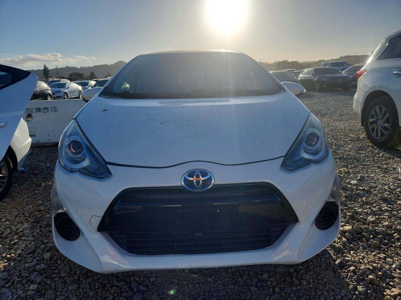 2015 Toyota Prius c th VIN JTDKDTB31F1087917 photo 5