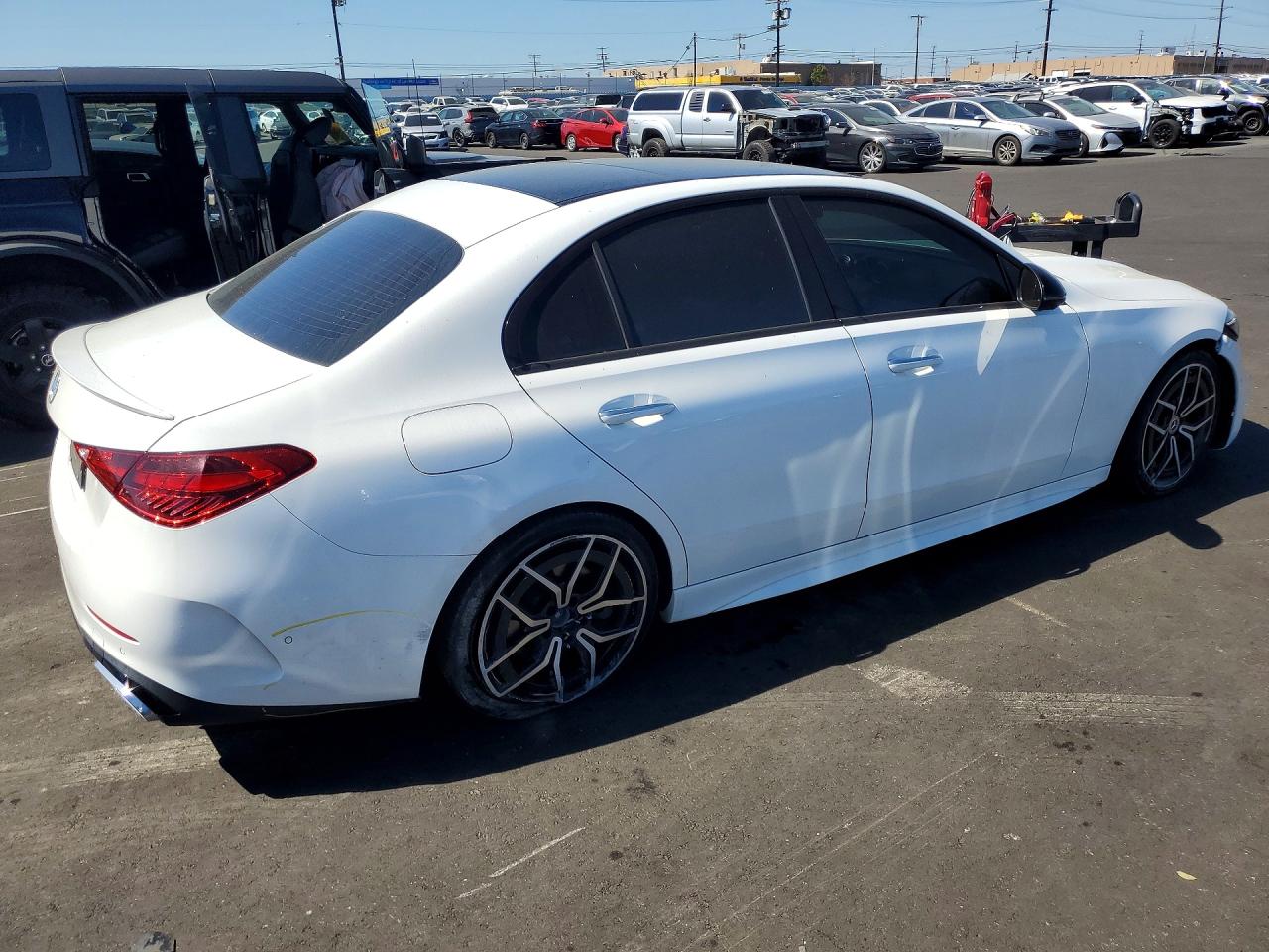 2022 Mercedes-Benz C class VIN W1KAF4GB4NR018771 photo 3