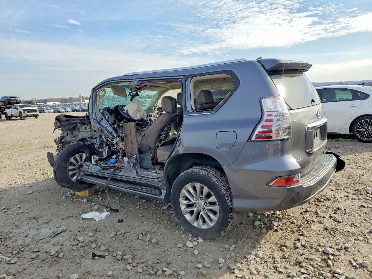 2015 Lexus Gx VIN JTJBM7FX8F5099041 photo 2