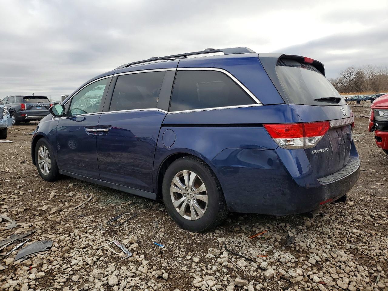 2014 Odyssey VIN 5FNRL5H64EB072073 photo 2