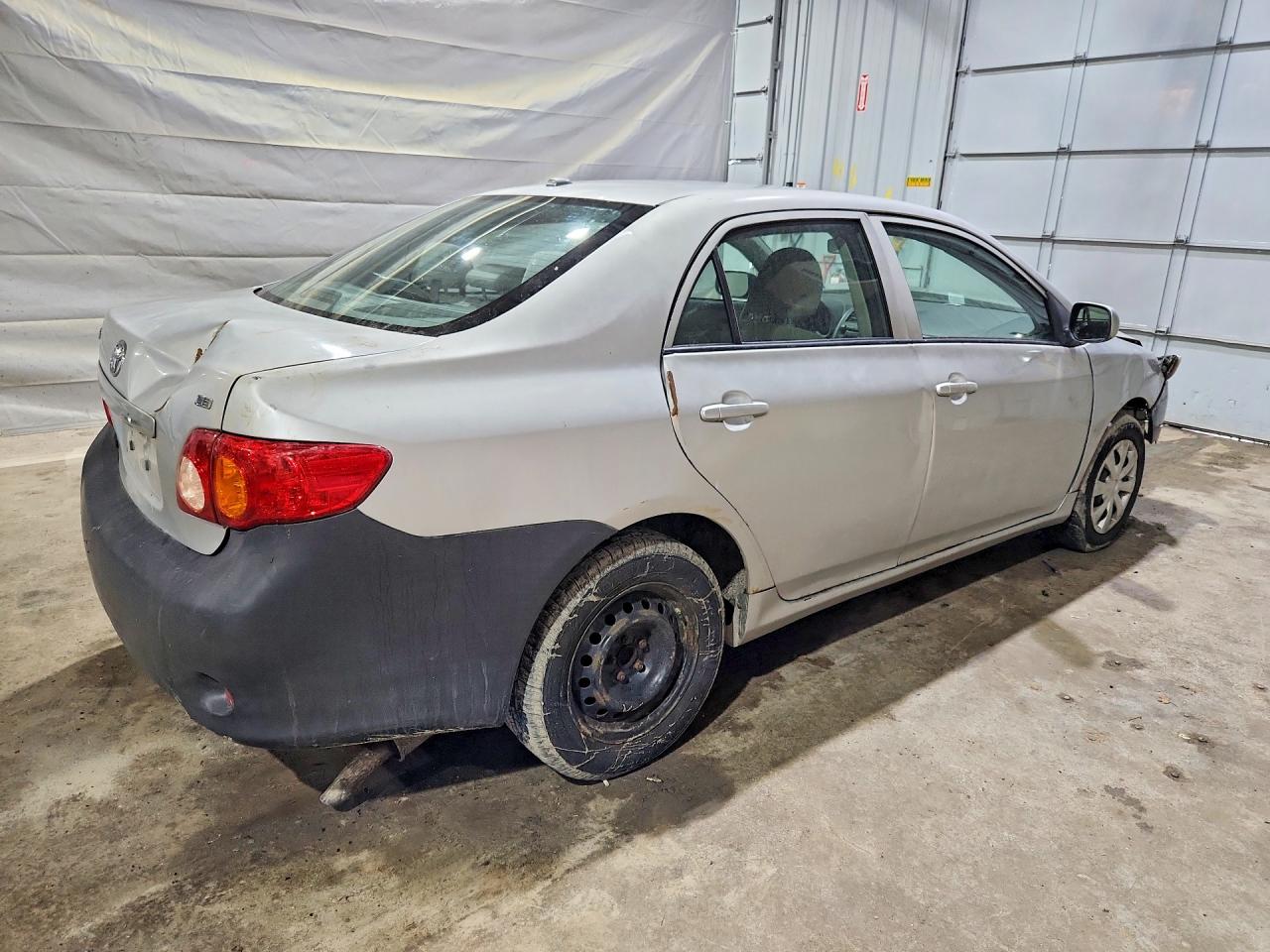 2010 TOYOTA Corolla le VIN 2T1BU4EE6AC267417 photo 3