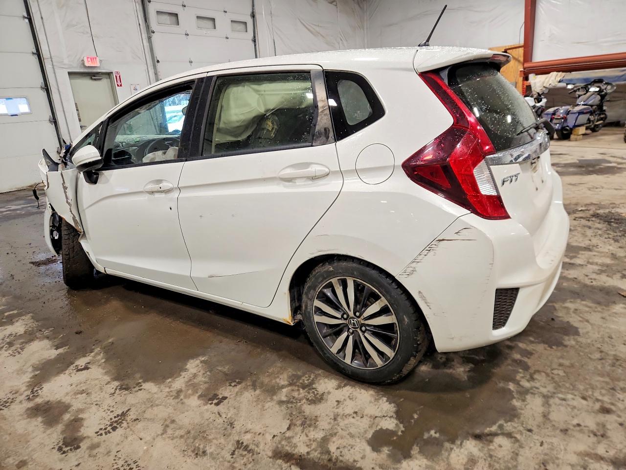 2016 HONDA Fit VIN JHMGK5H78GX027163 photo 2