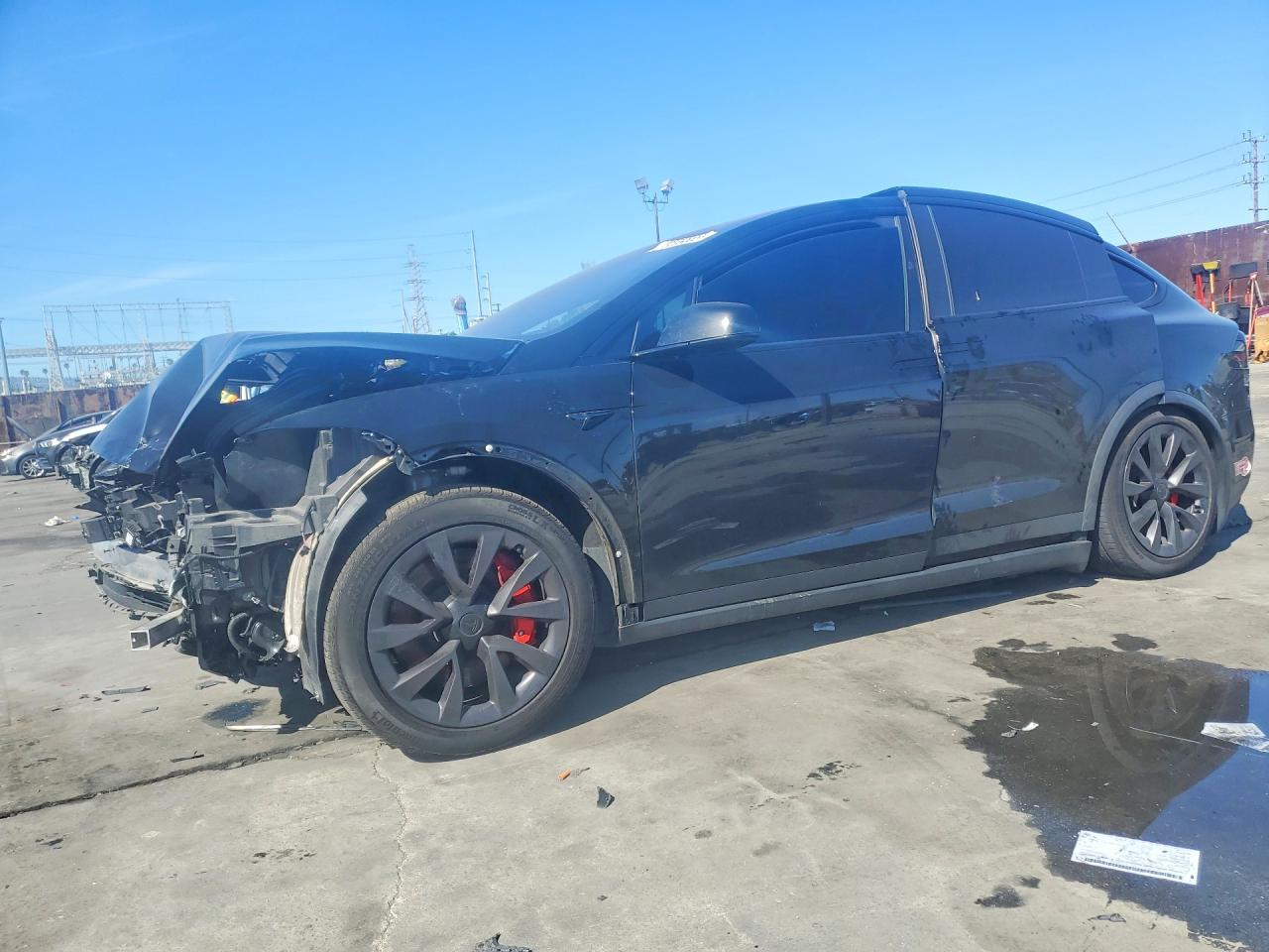 2024 Tesla Model x VIN 7SAXCBE69RF437446 photo 1