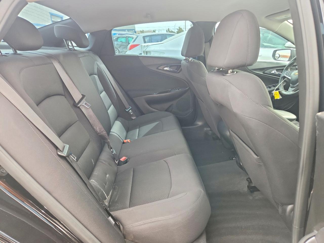 2022 Malibu VIN 1G1ZB5ST7NF188891 photo 10