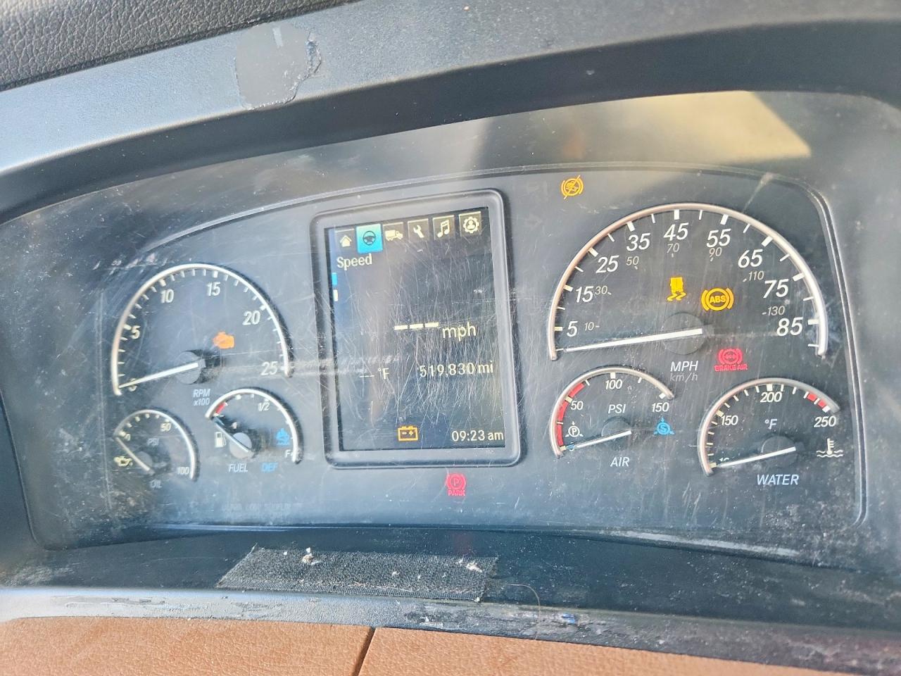 2022 FREIGHTLINER All other VIN 3AKJHHDR5NSNB4638 photo 8