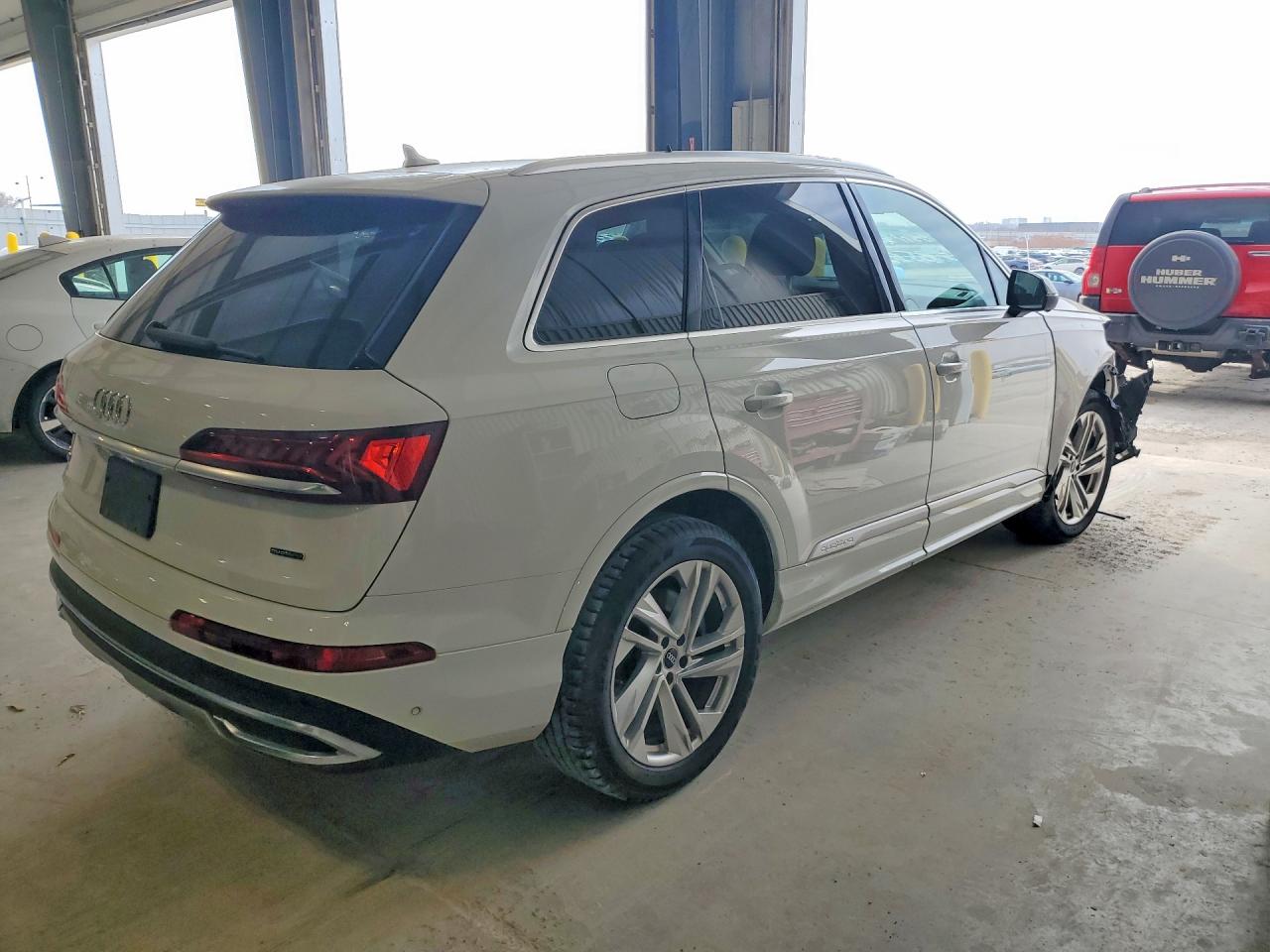 2021 Audi Q7 VIN WA1LXAF77MD021049 photo 3