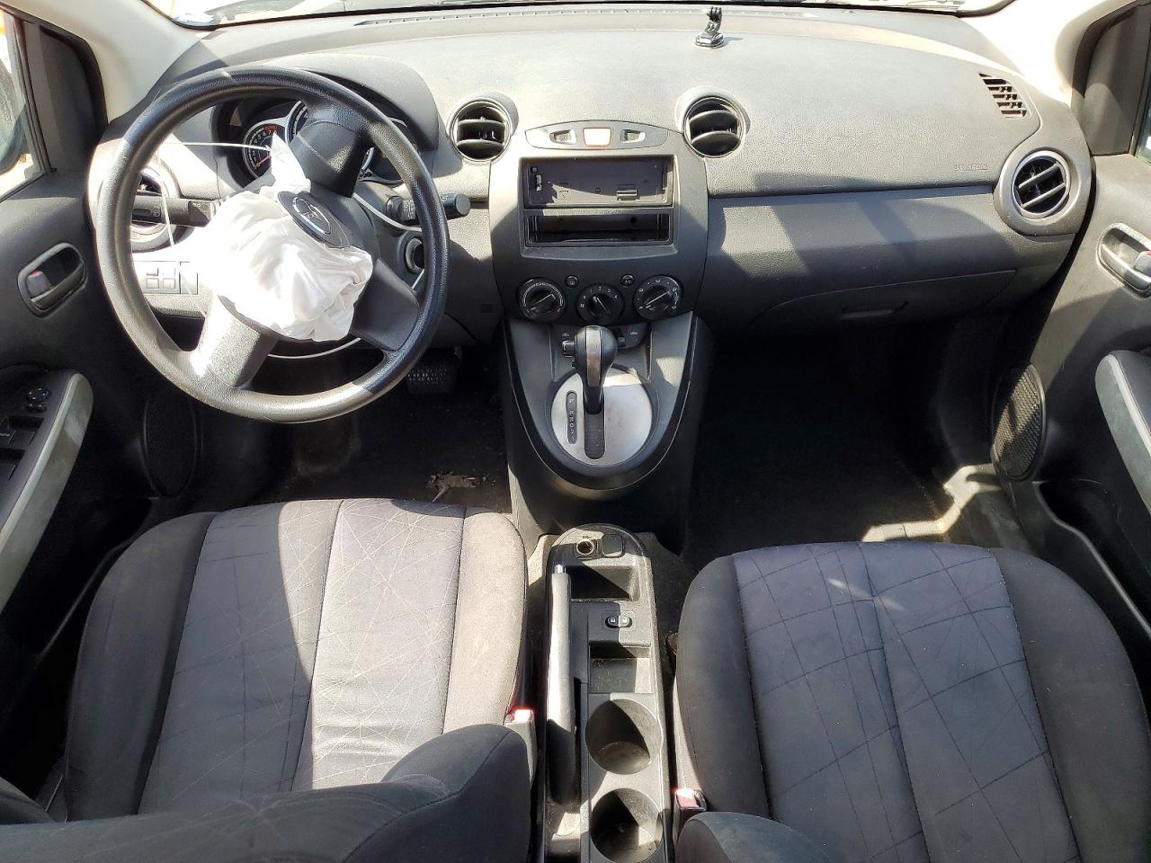 2012 Mazda 2 VIN JM1DE1KY8C0144671 photo 8