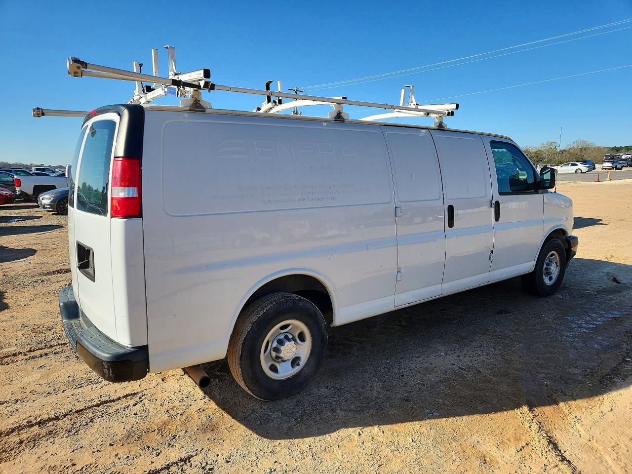 2018 CHEVY Express g VIN 1GCWGBFGXJ1339785 photo 3