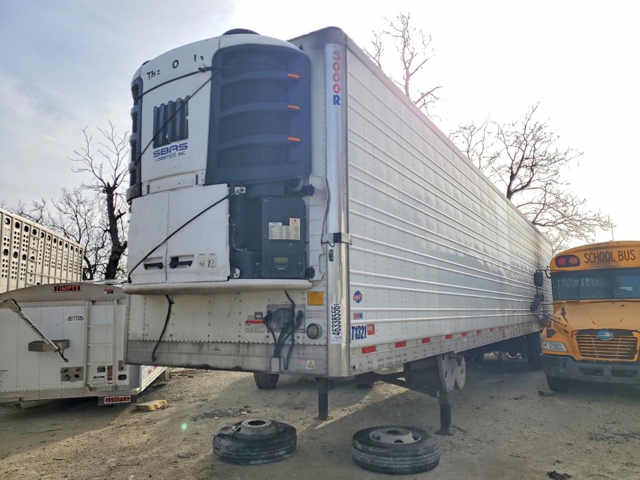 2016 UTILITY All models VIN 1UYVS2536GU737061 photo 2