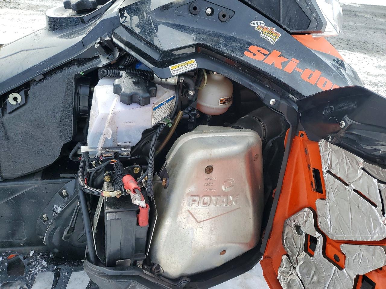 2016 SKID Renegade b VIN 2BPSUJGD8GV000024 photo 7