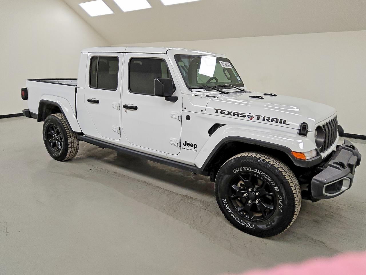 2024 Jeep Gladiator VIN 1C6HJTAG3RL133979 photo 4