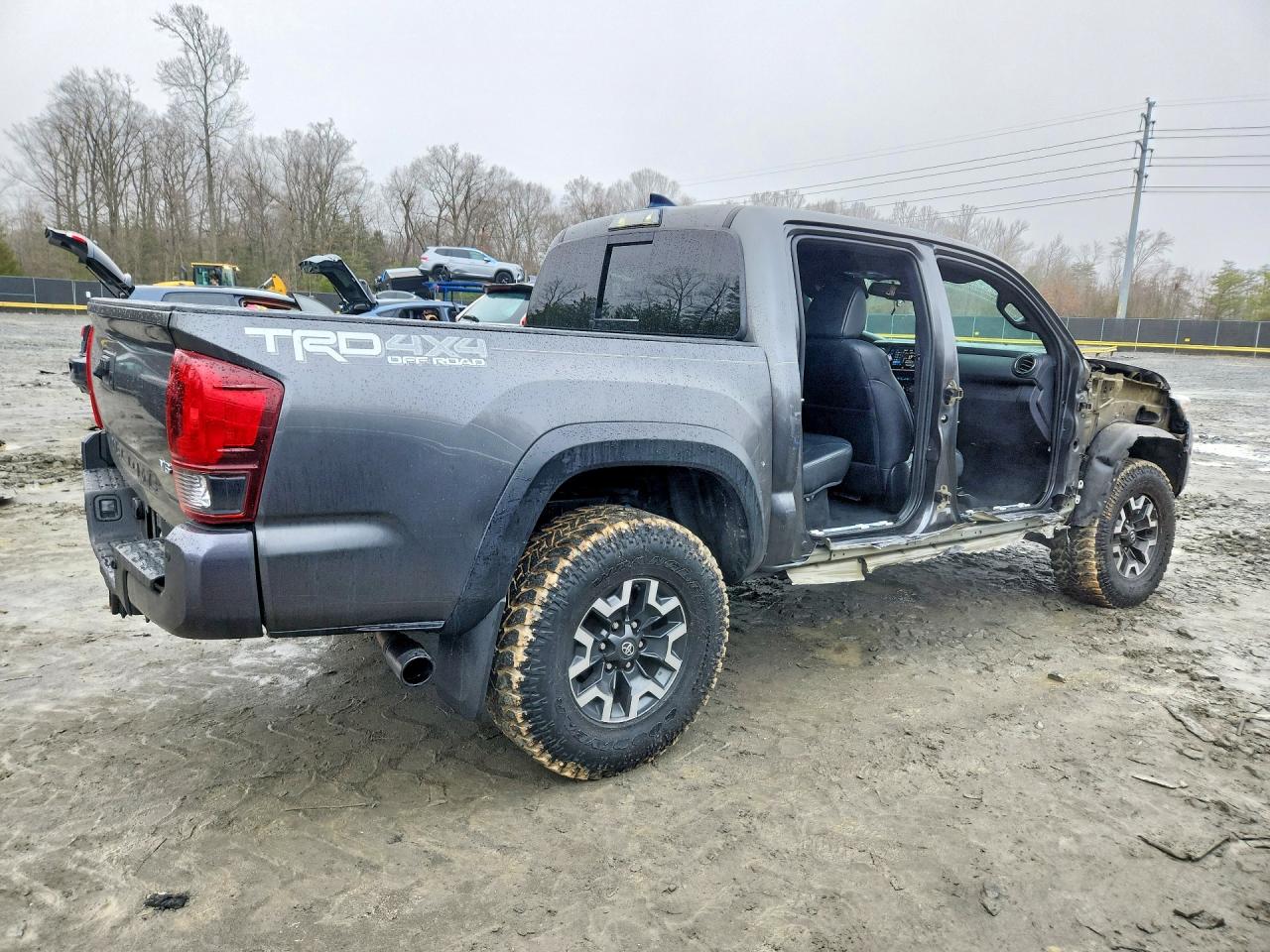 2018 Toyota Tacoma trd VIN 3TMCZ5AN4JM131358 photo 3