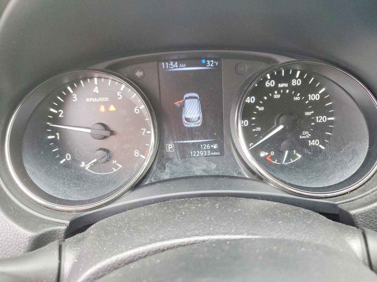 2017 NISS Rogue VIN JN1BJ1CR5HW122158 photo 9