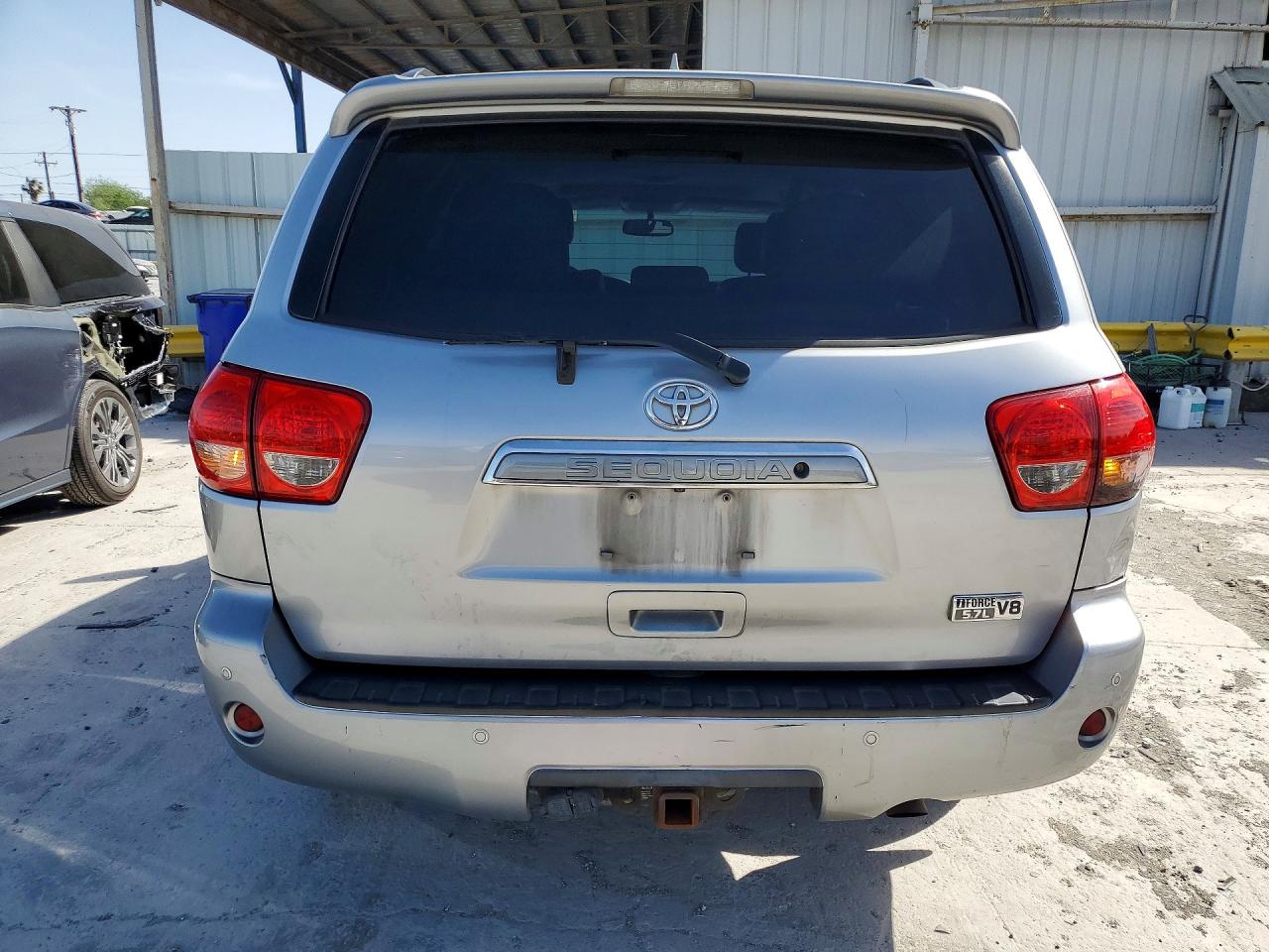 2013 Toyota Sequoia VIN 5TDKY5G14DS049685 photo 6