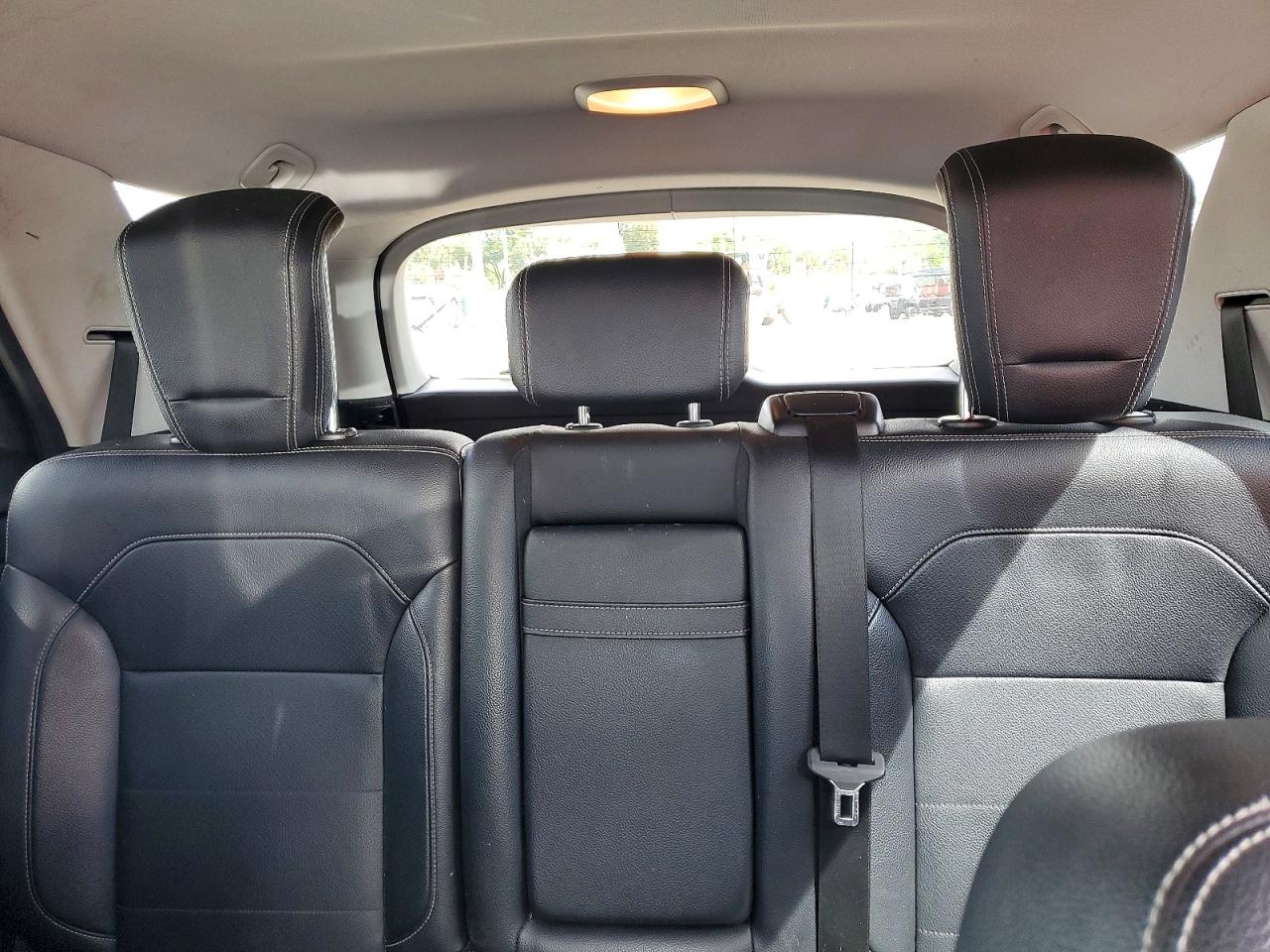 2015 Mercedes-Benz M-class VIN 4JGDA5JB2FA472419 photo 10
