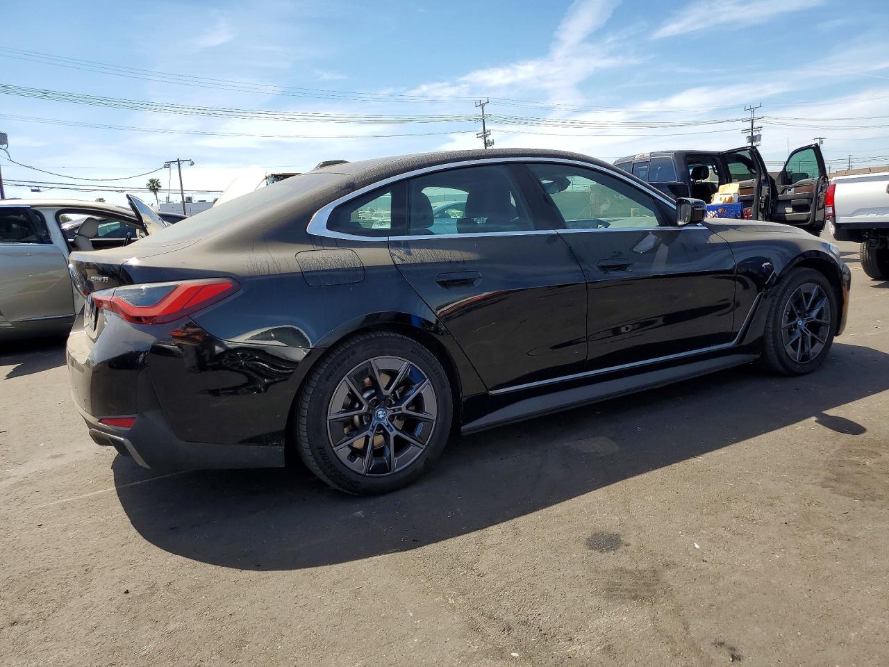 2024 BMW All other VIN WBY43AW01RFR90462 photo 3