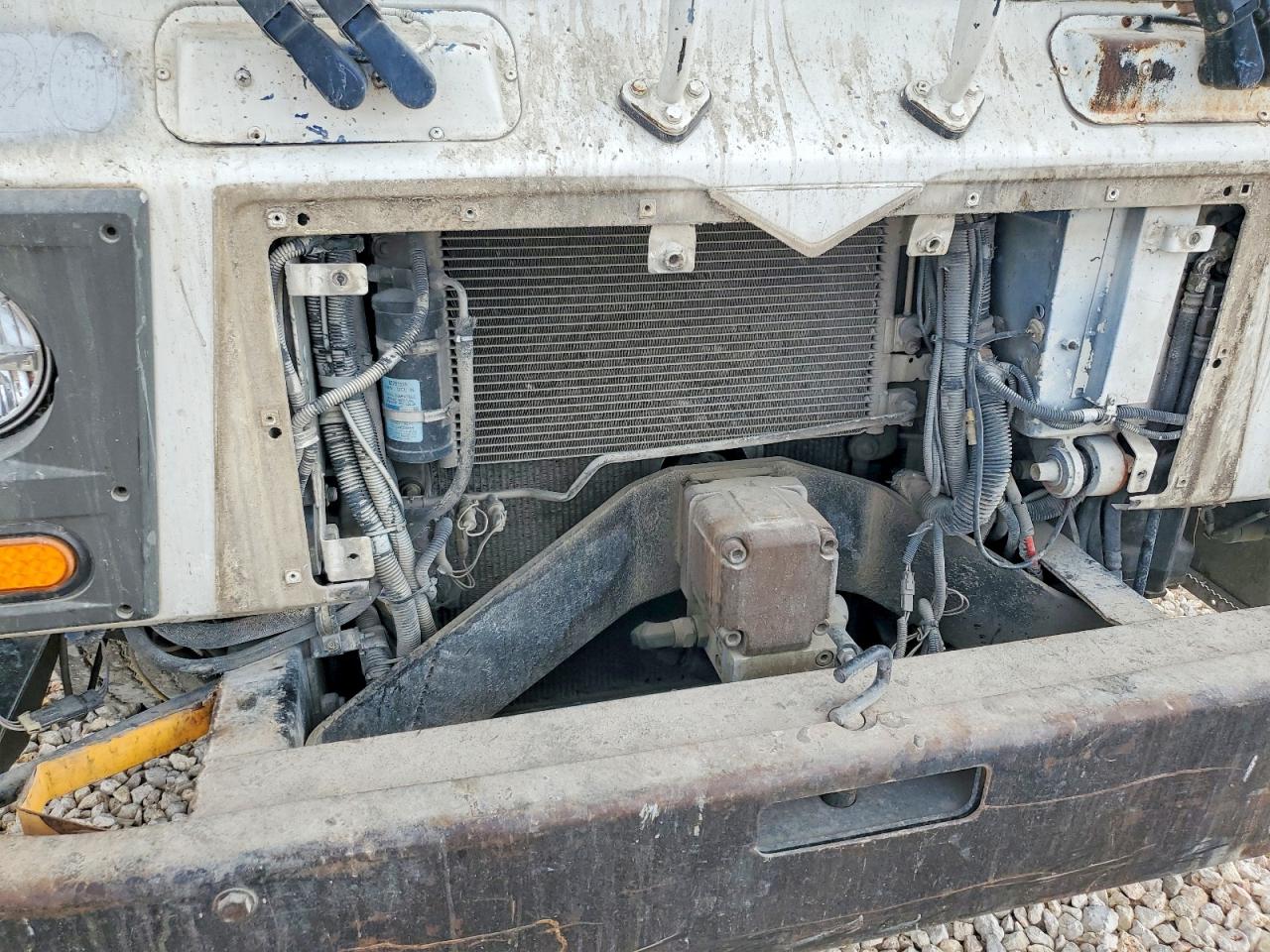 2011 MACK All other VIN 1M2AV04C0BM008536 photo 7