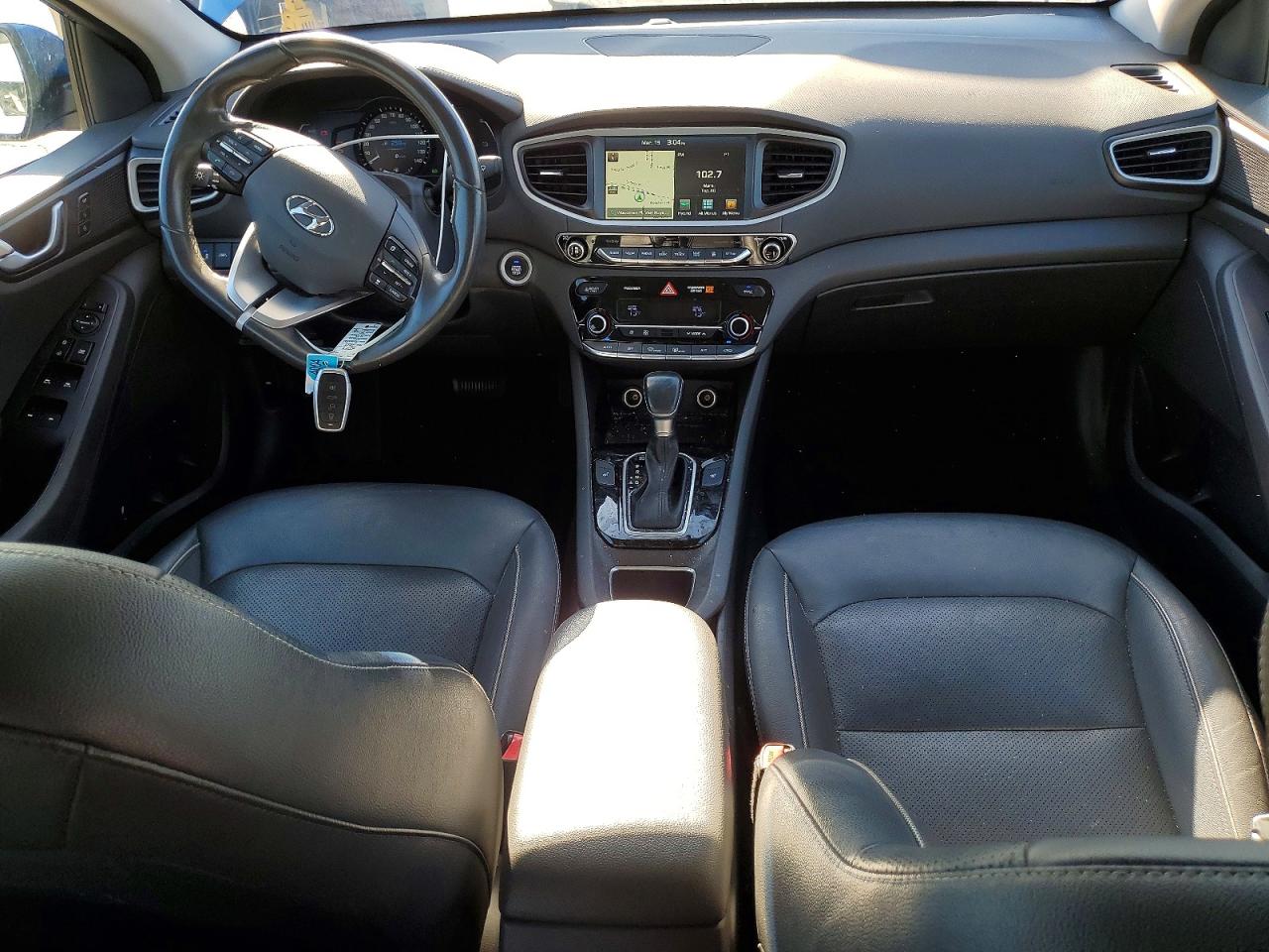 2017 Ioniq VIN KMHC05LC3HU030268 photo 8