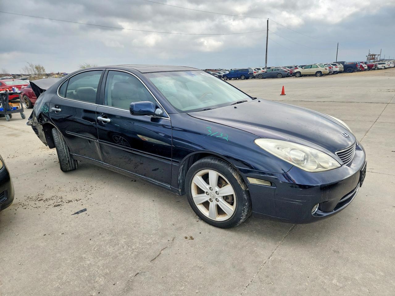 2005 Lexus Es330 VIN JTHBA30G855130444 photo 4