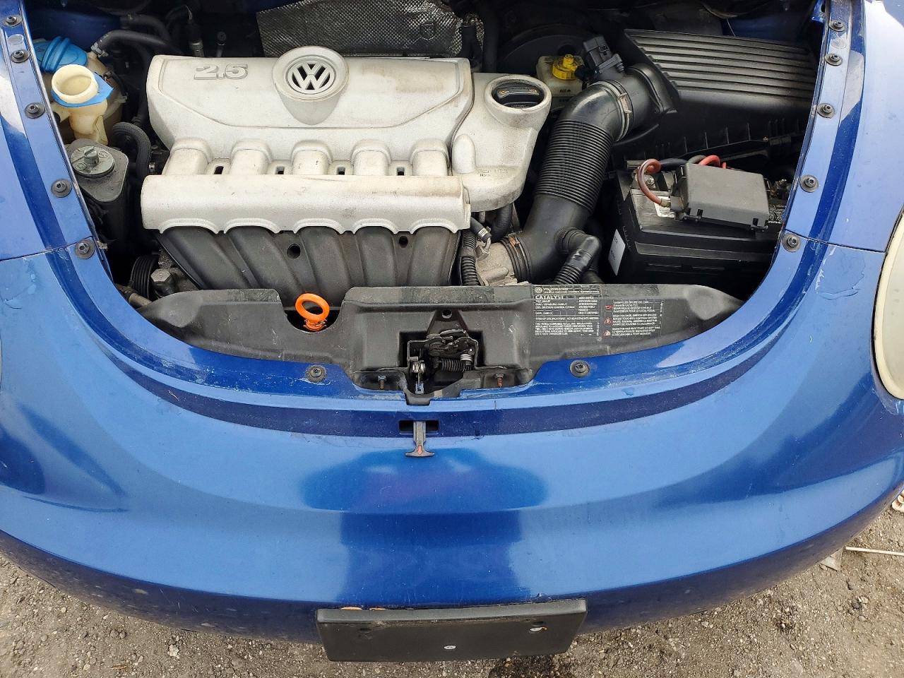 2008 VOLKSWAGEN Beetle VIN 3VWPW31C88M520976 photo 11