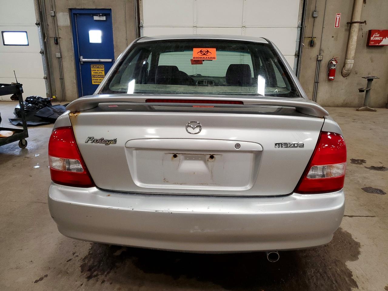 2002 Mazda Protege VIN JM1BJ226621549654 photo 6