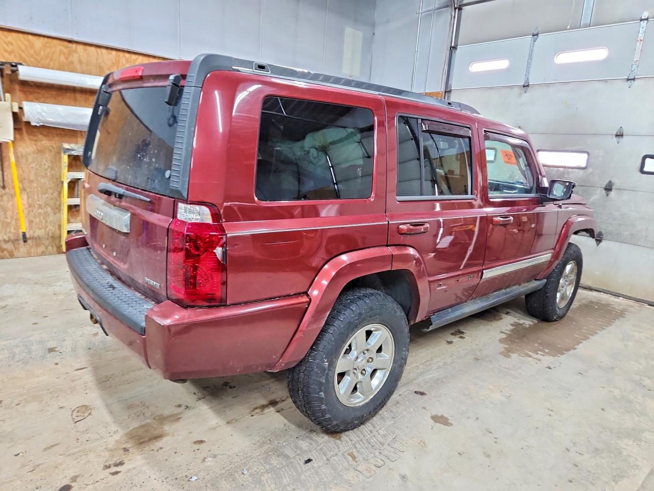 2008 Jeep Commander VIN 1J8HH58208C111519 photo 3