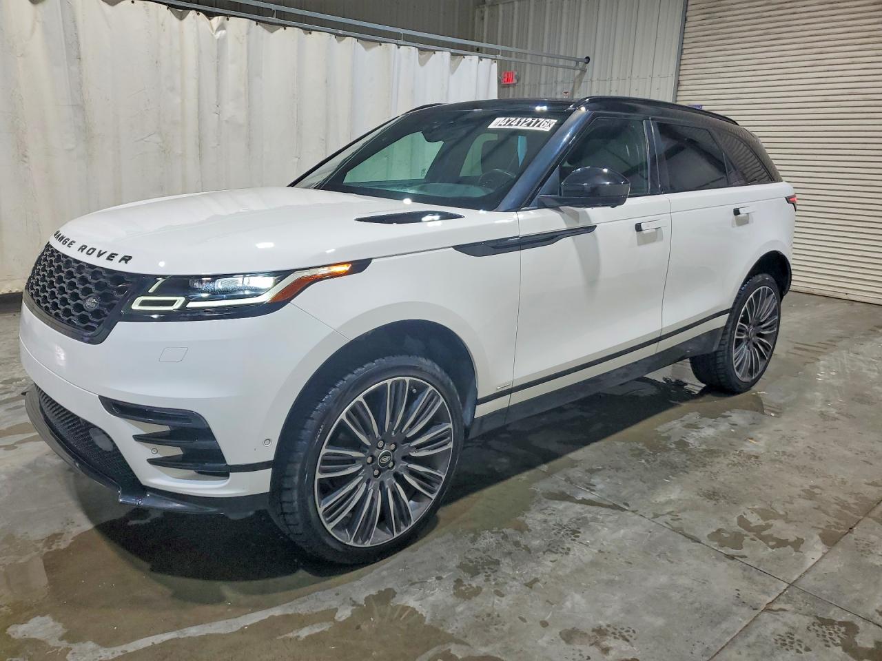 2020 Land Rangerover VIN SALYM2EV2LA241623 photo 1