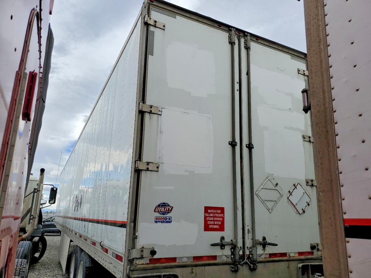 2015 UTILITY Trailer VIN 1UYVS2537FP089632 photo 3