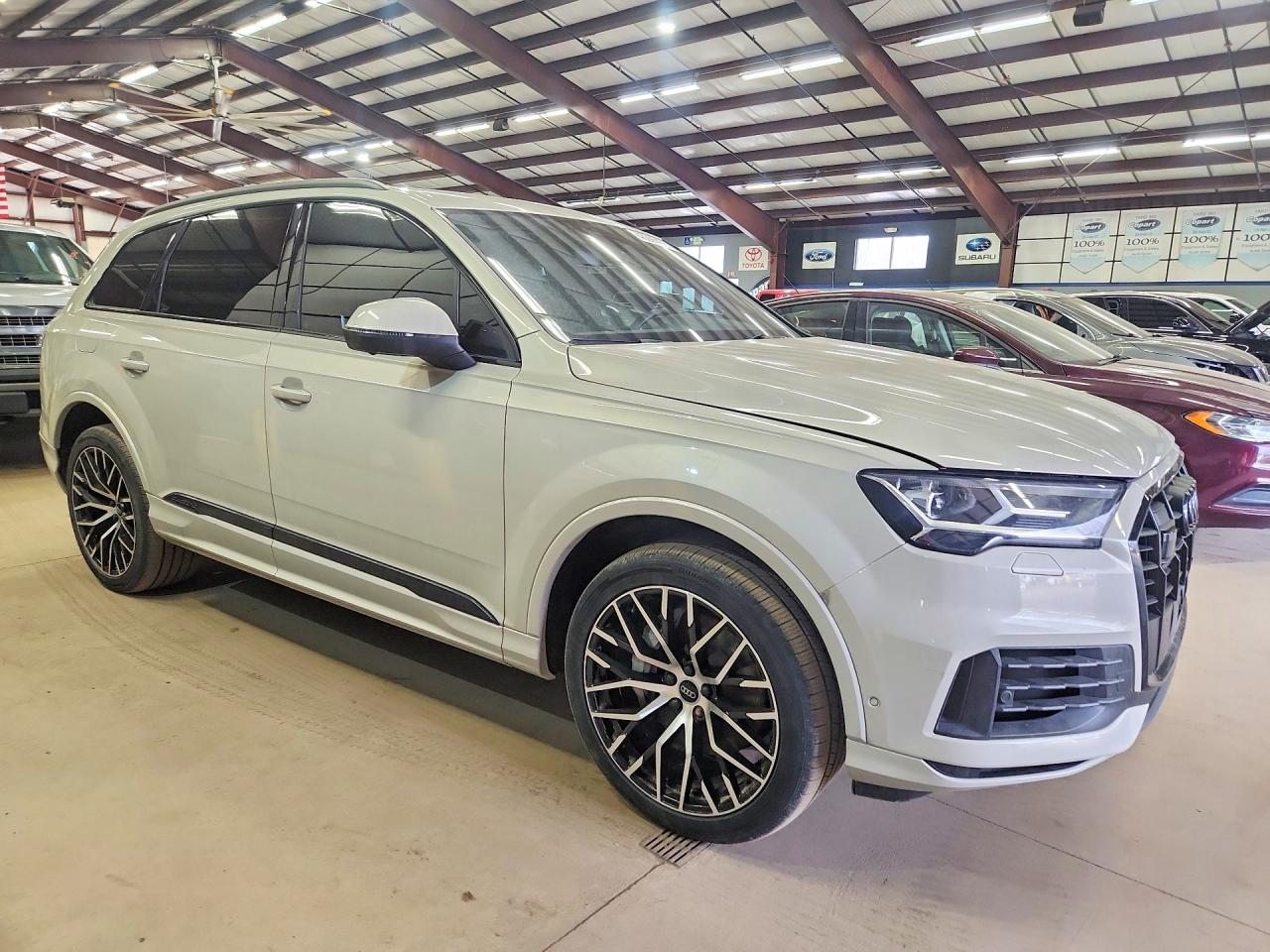 2022 Audi Q7 VIN WA1LXBF73ND004546 photo 4