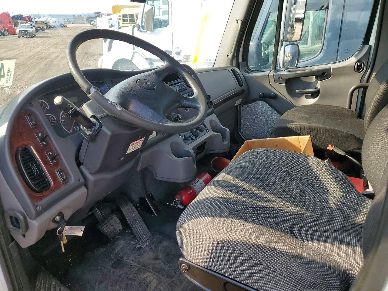 2016 FREIGHTLINER All other VIN 3ALACWDT6GDHL2063 photo 8
