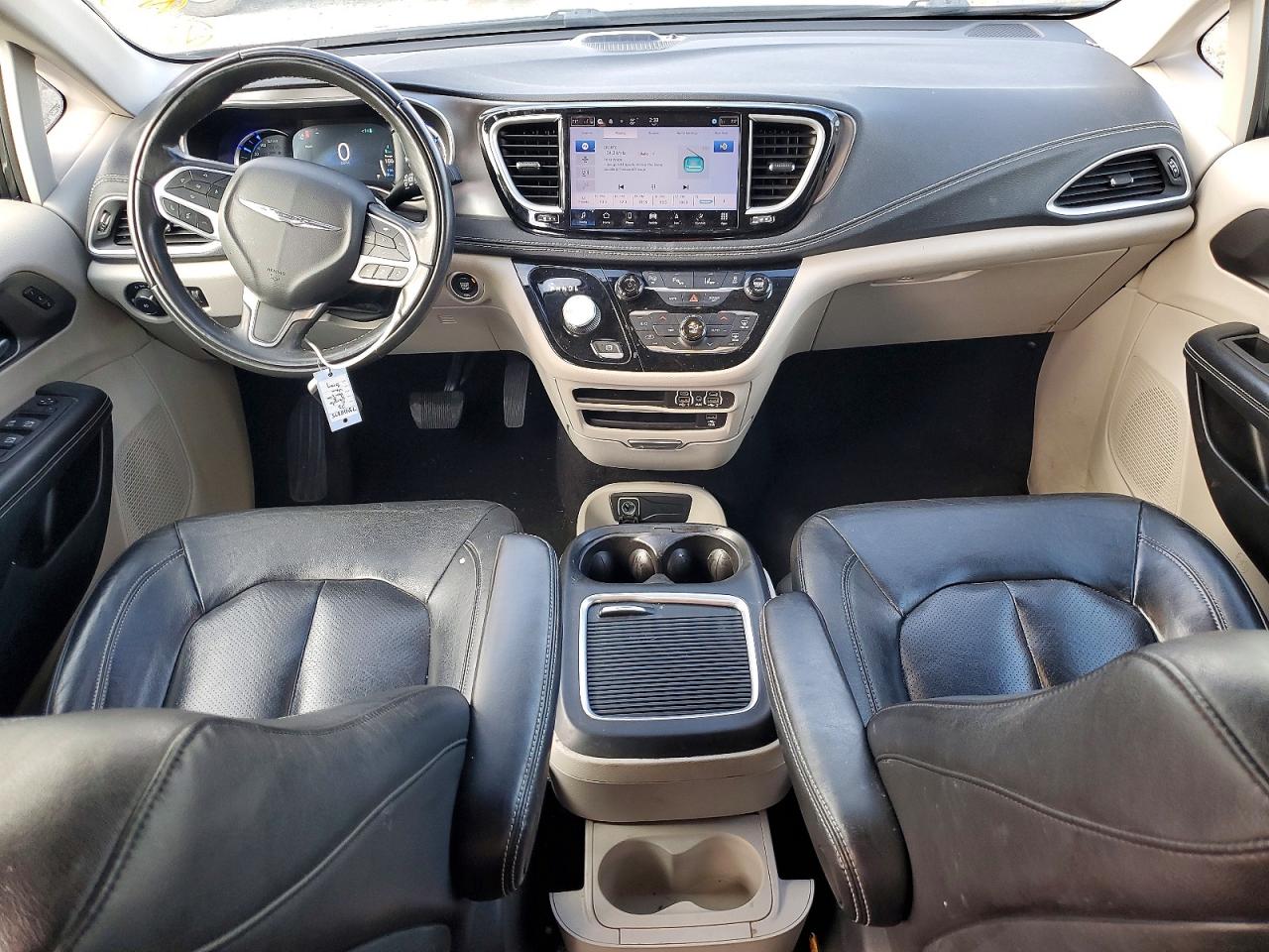 2022 Chrysler Pacifica VIN 2C4RC1L7XNR122732 photo 8