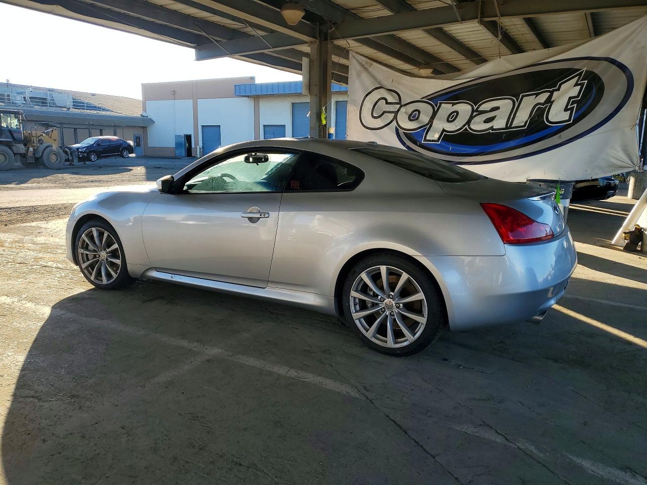 2008 Infiniti G37 VIN JNKCV64E48M122290 photo 2