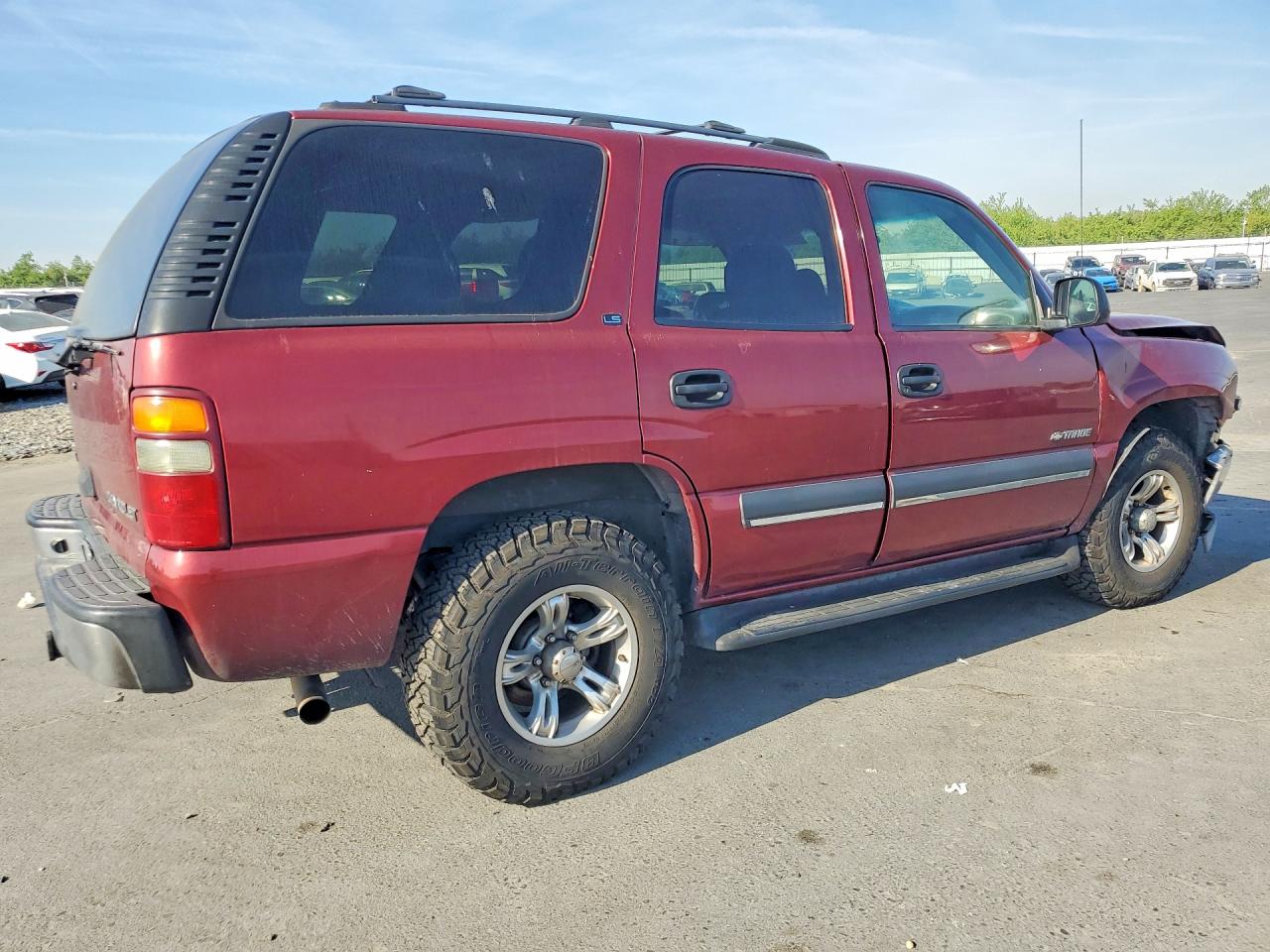 2002 CHEV Tahoe VIN 1GNEK13T92J173709 photo 3
