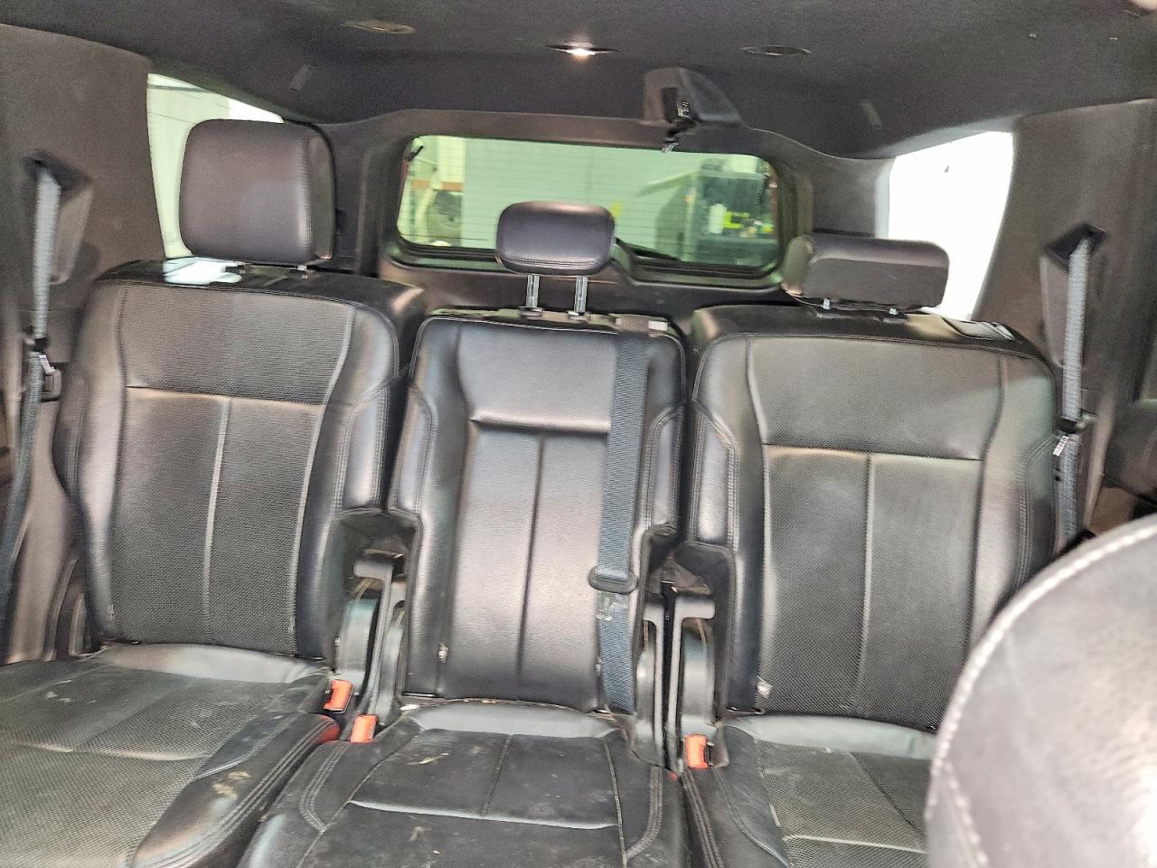 2018 Ford Expedition VIN 1FMJU1JTXJEA42702 photo 10