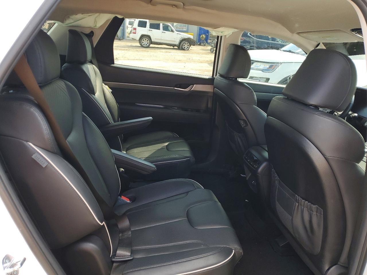 2024 Hyundai Palisade VIN KM8R2DGEXRU688181 photo 11