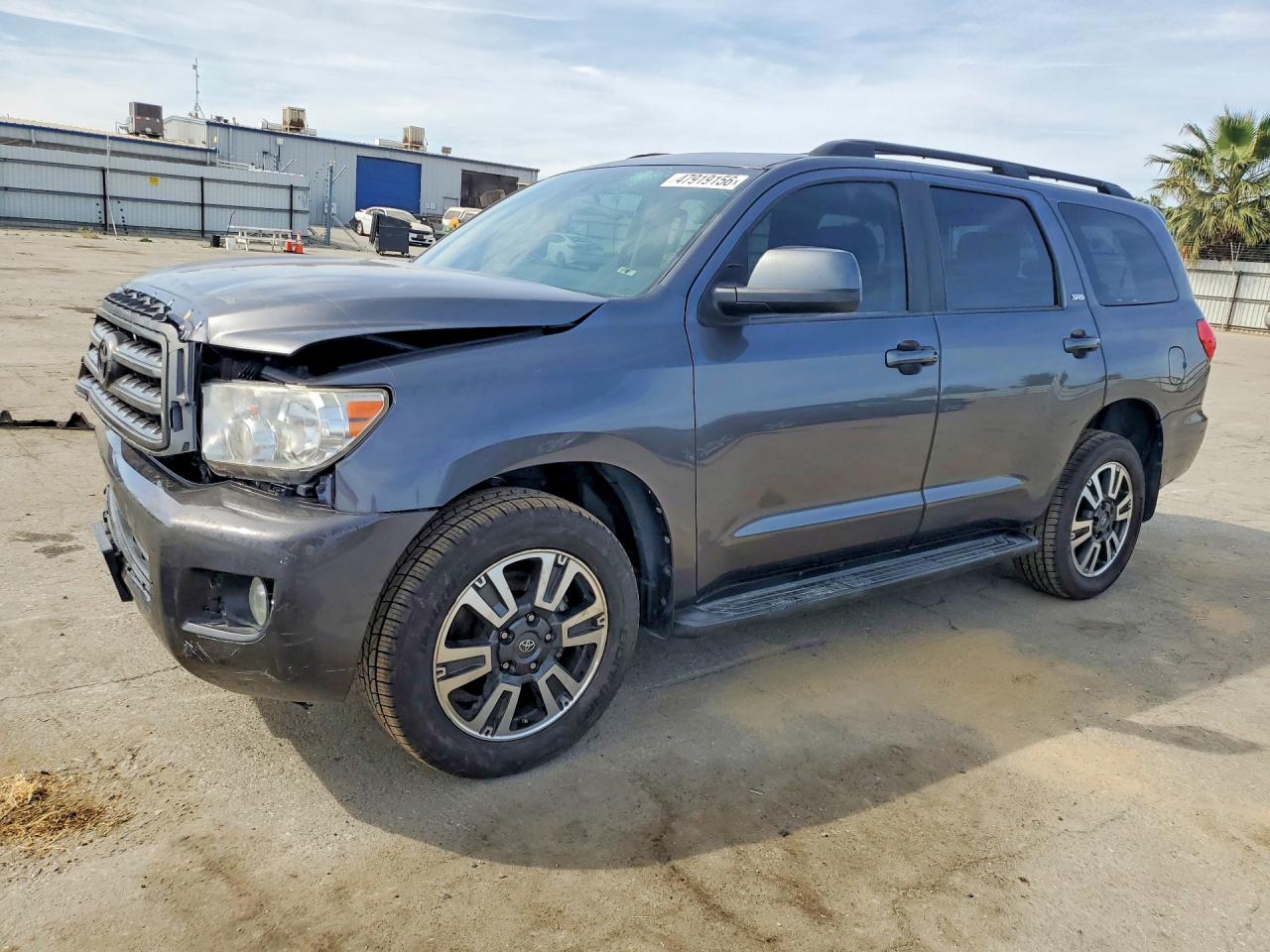 2017 Toyota Sequoia VIN 5TDZY5G12HS068465 photo 1