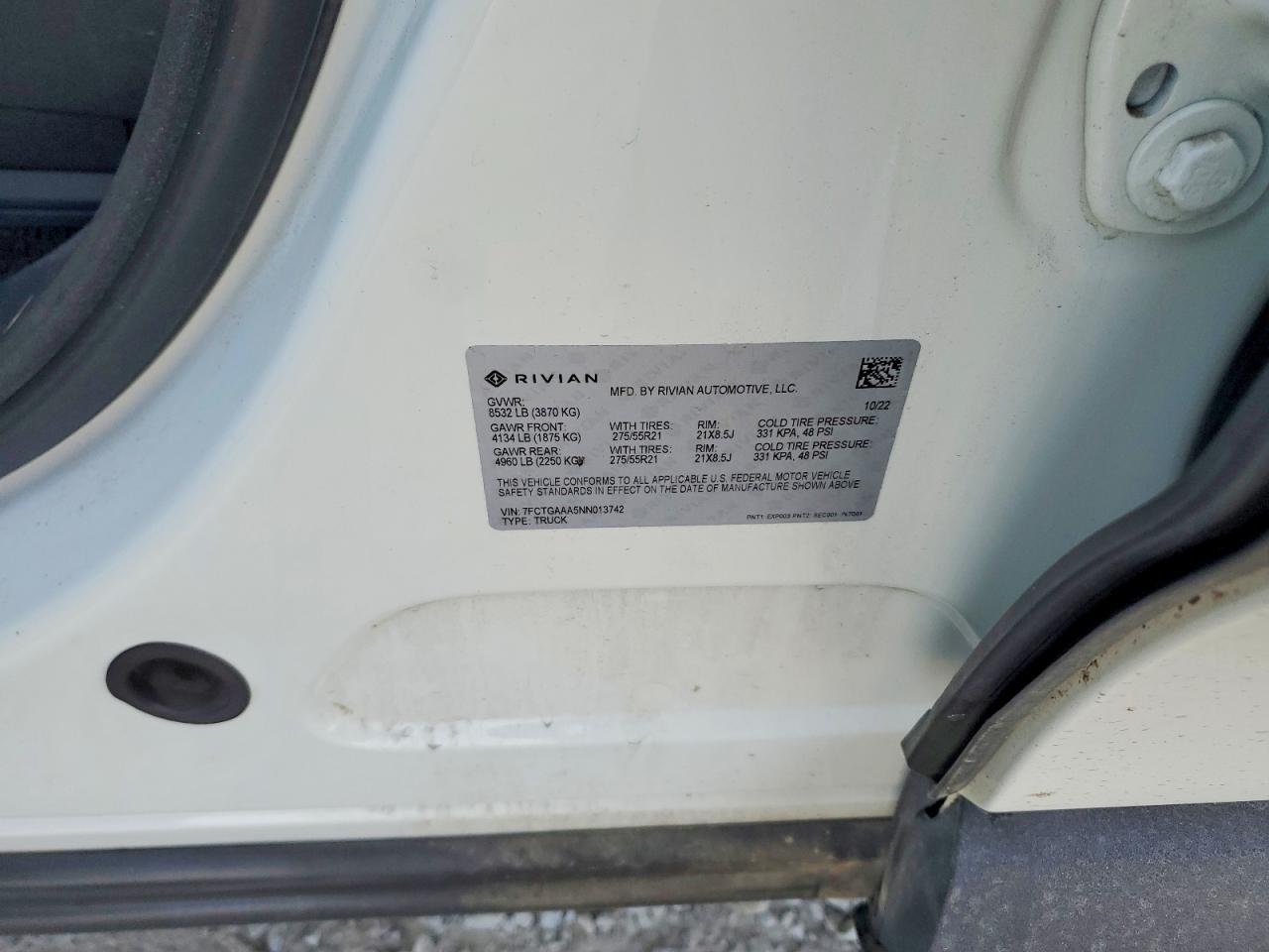 2022 RIVIAN Rit VIN 7FCTGAAA5NN013742 photo 12