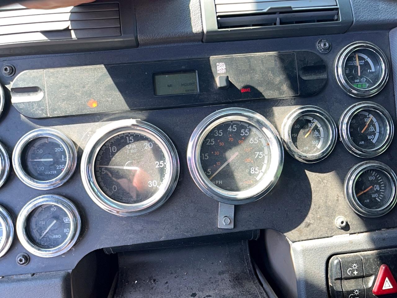 2013 FREIGHTLINER All other VIN 1FUJGLDR4DLBV8738 photo 11