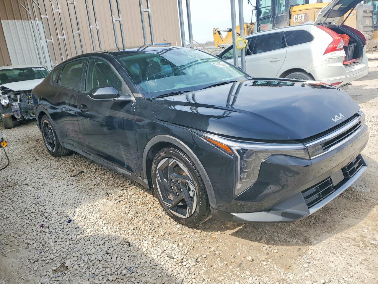 2025 Kia All other VIN 3KPFU4DE8SE140397 photo 4