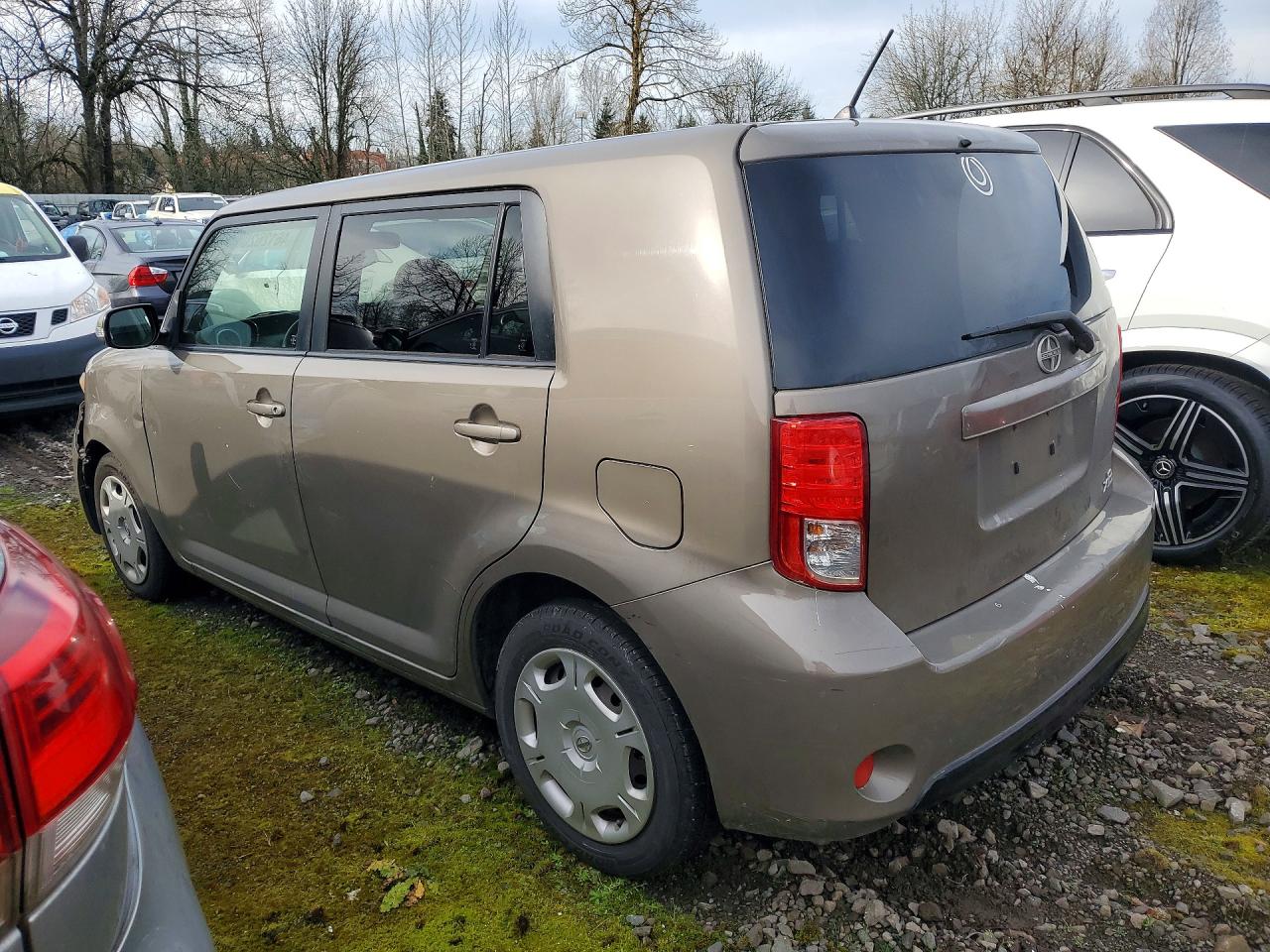 2013 Scion Xb VIN JTLZE4FE7DJ041846 photo 2