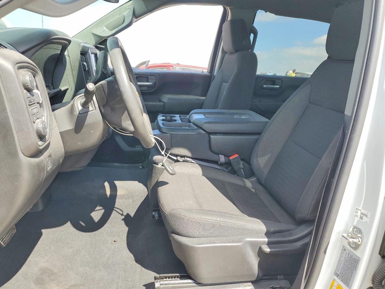 2025 Chevrolet All models VIN 1GC4KME70SF306754 photo 7
