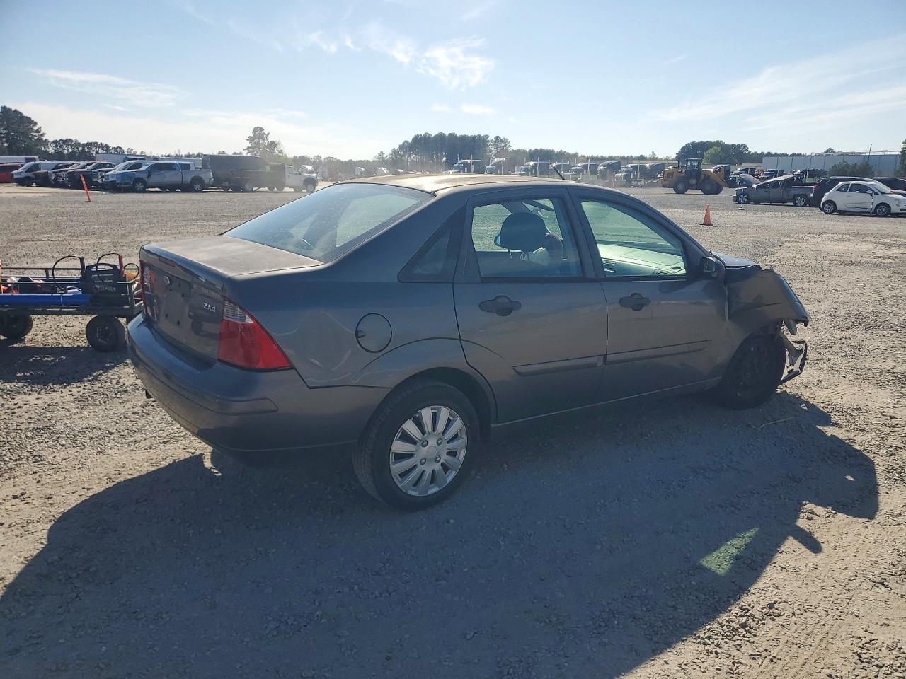 2006 FORD Focus VIN 1FAFP34N46W188482 photo 3