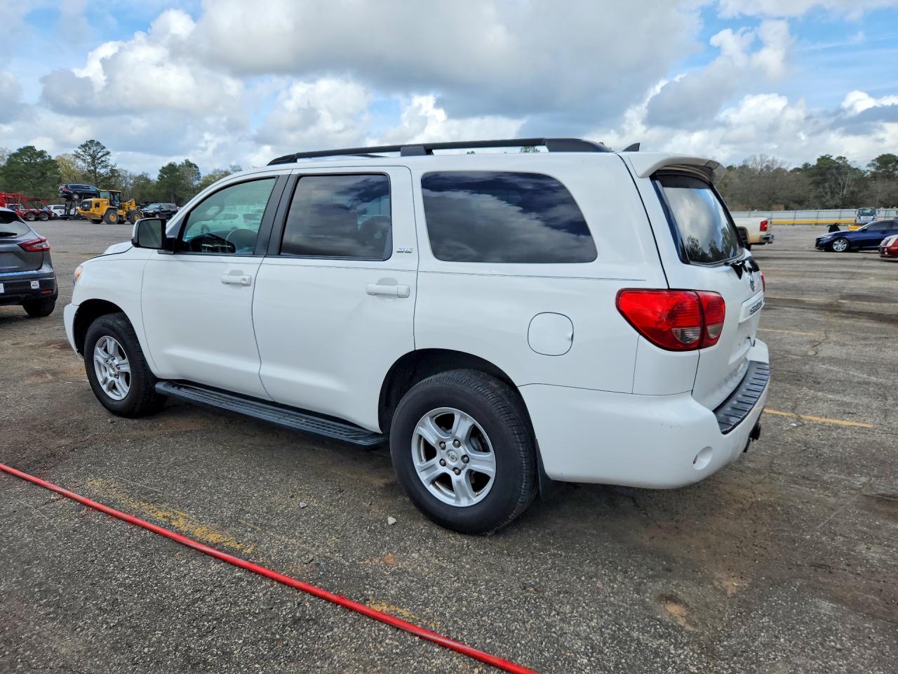 2013 Toyota Sequoia VIN 5TDZY5G14DS046428 photo 2