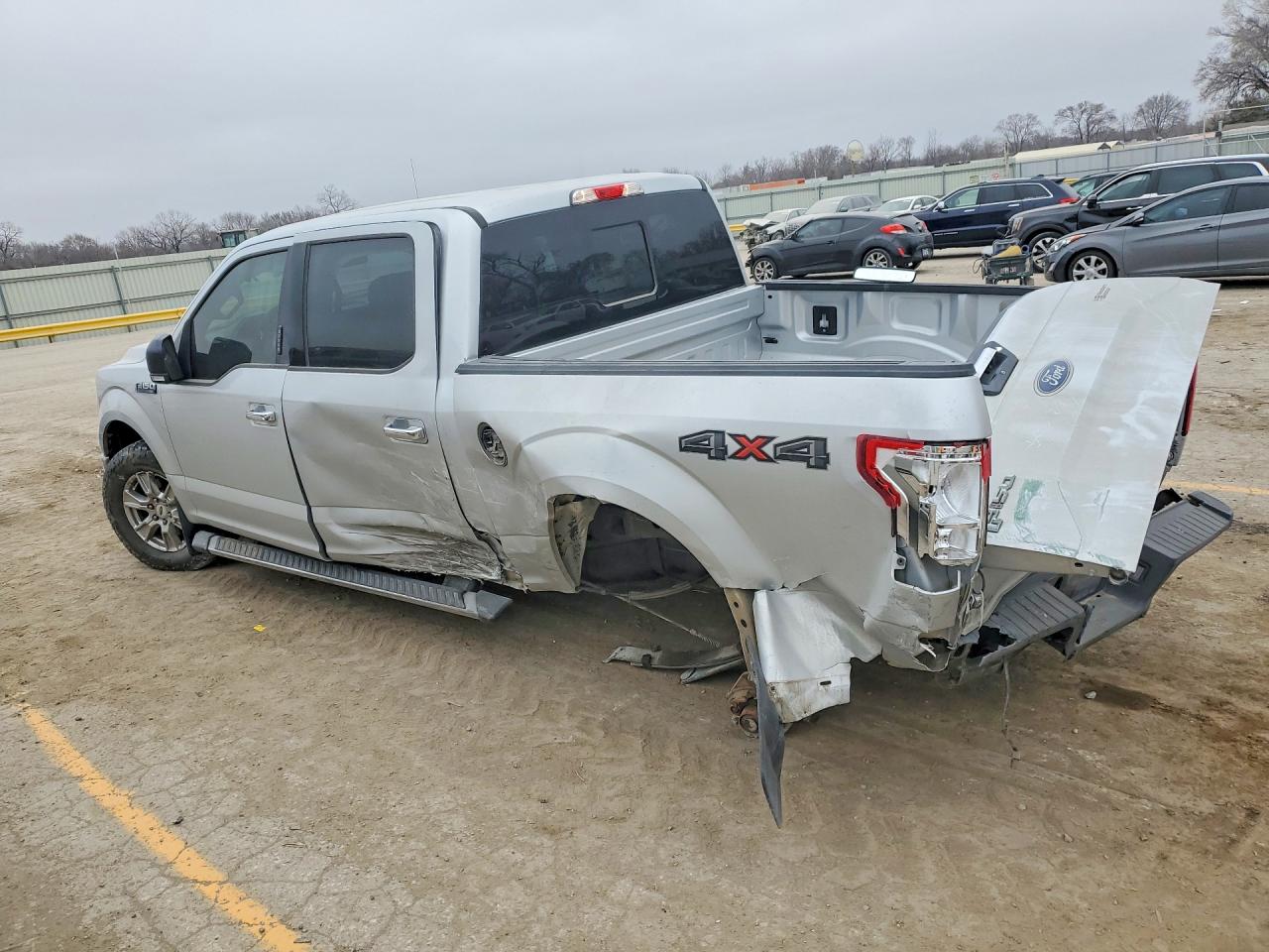2017 Ford F150 VIN 1FTEW1EF1HKC52119 photo 2